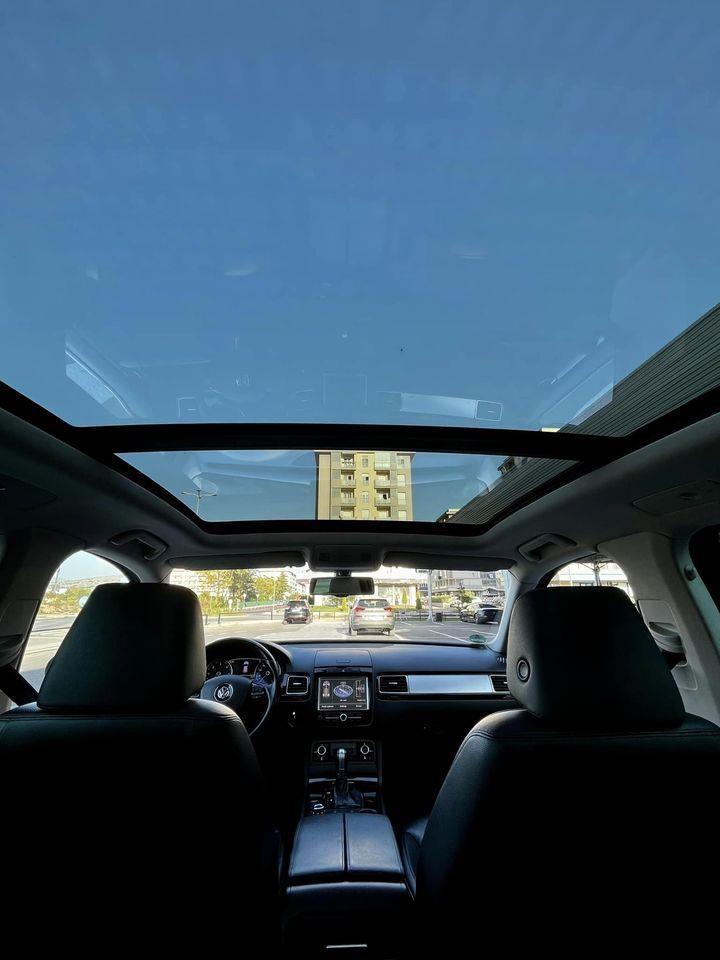 VW-TOUAREG-3-0-full