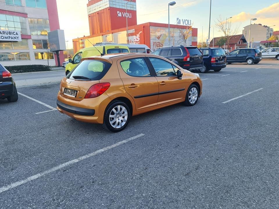 Peugeot-207-1-6hdi-2007god-175-000km