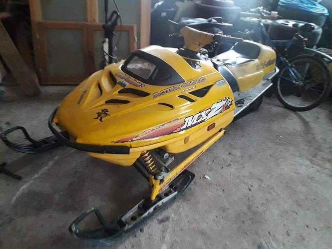 Ski doo mxz extra stanje moguca zamjena 069851800