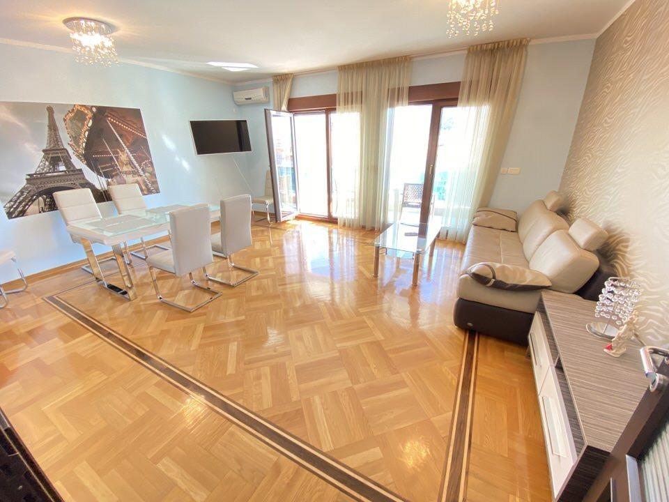 Prodaja-Budva-S311-Na-prodaju-luksusan-jednosoban-