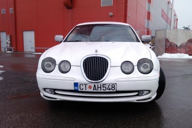 Jaguar  S-Type -02
