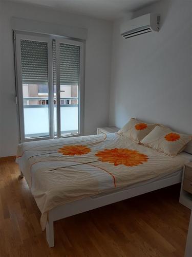 Izdavanje dvosoban stan City kvart