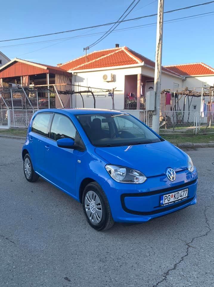 Na-Prodaju-068378379