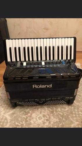 Prodaje se!! Harmonika Roland FX3!!