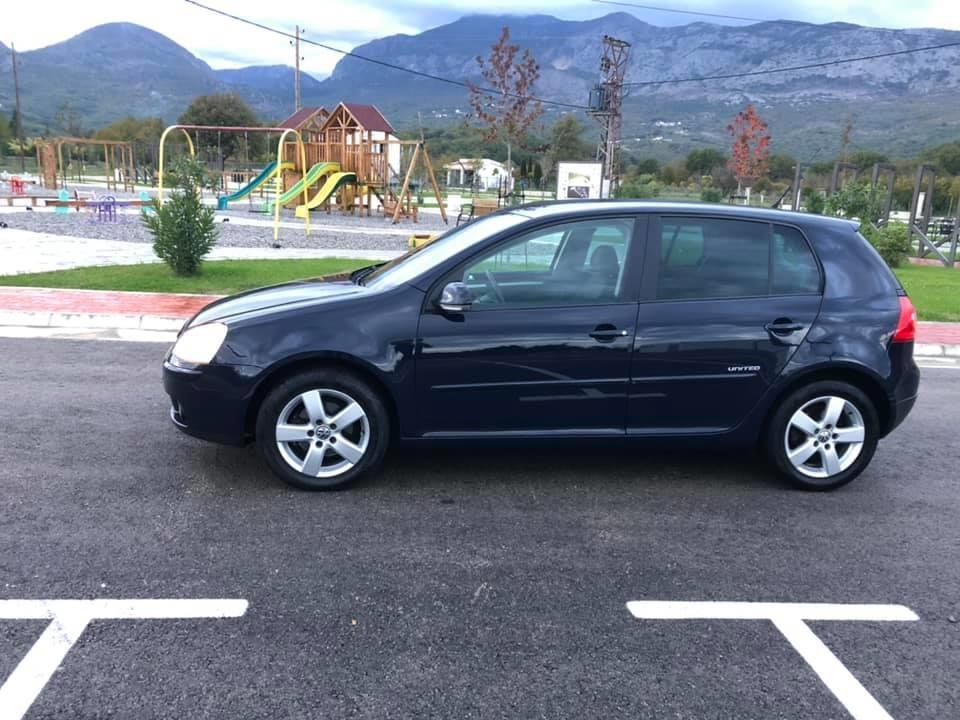 --PRODAJE-SE-VW-GOLF-5
