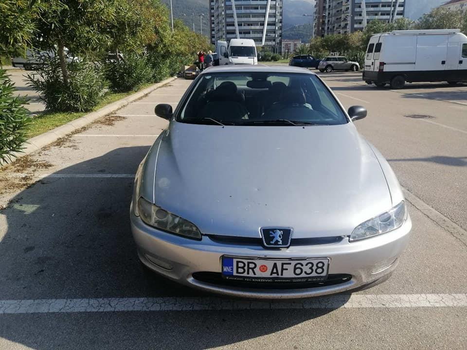 Prodajem-Pežo-406-kupe