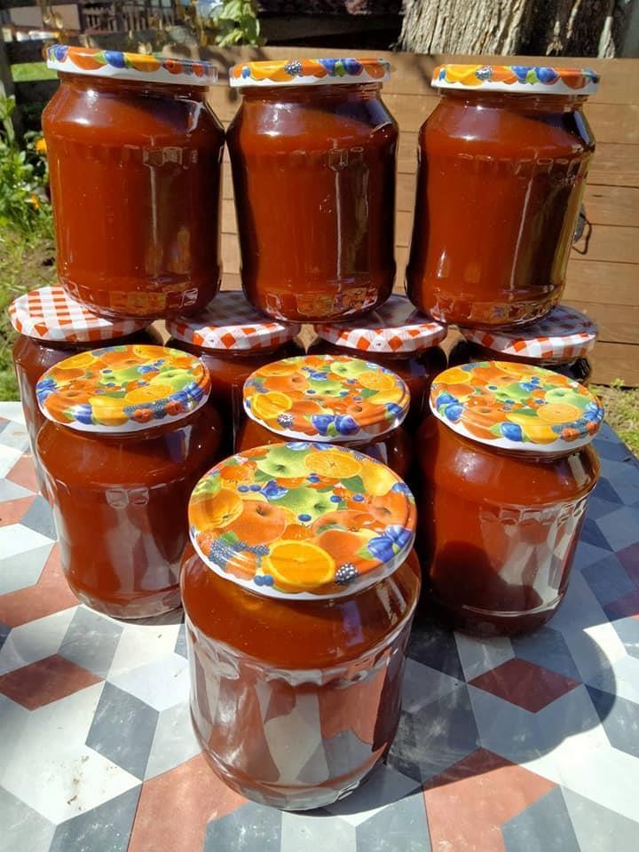 Prodajem-domaći-džem-od-šipuraka