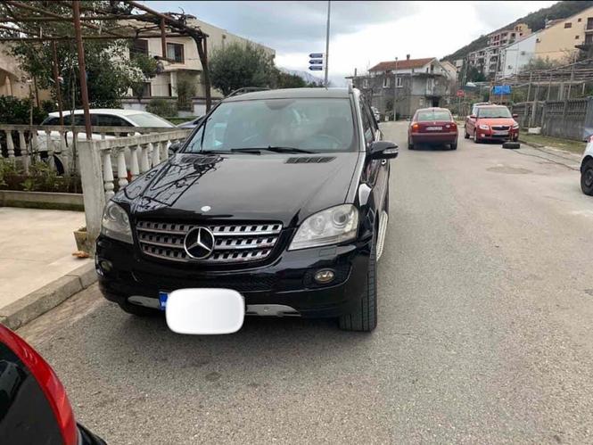 Mercedes