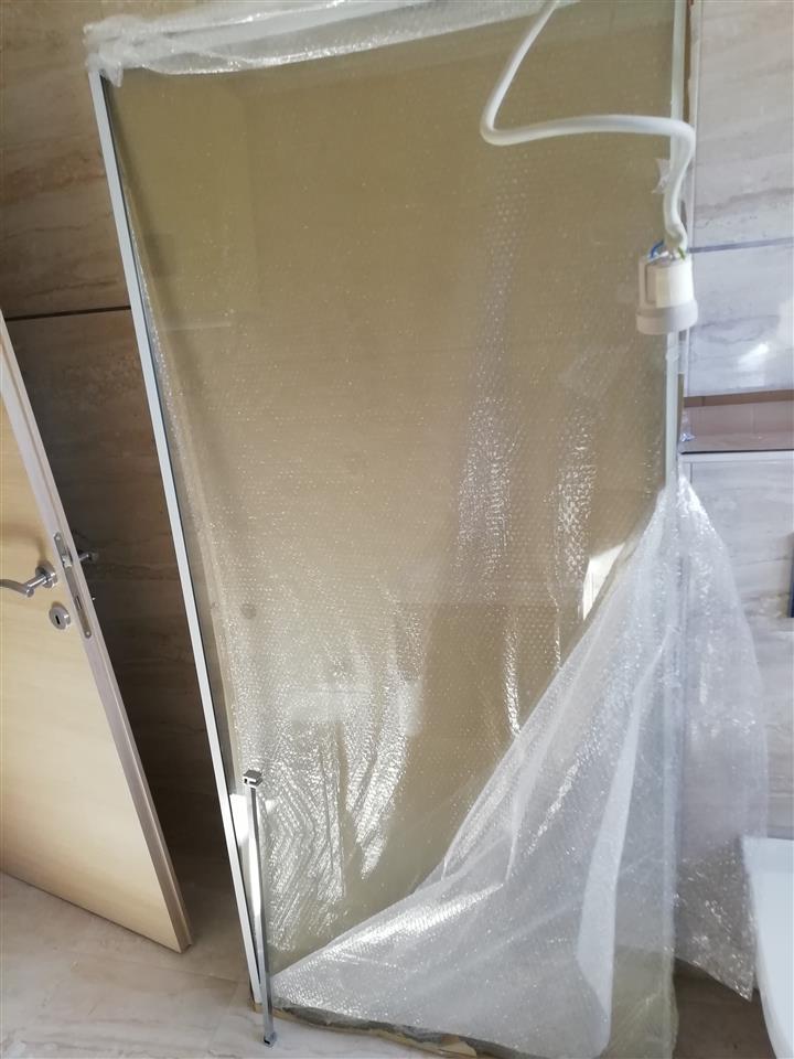 Stakleni-tus-paravan-90x200