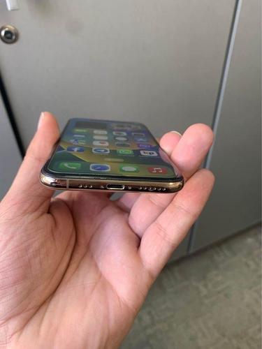 iPhone XS 64GB