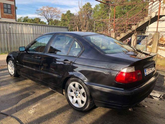 BMW320D