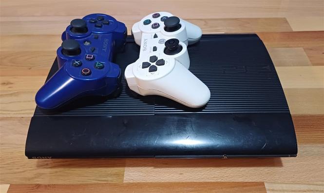 Sony playstation 3 slim