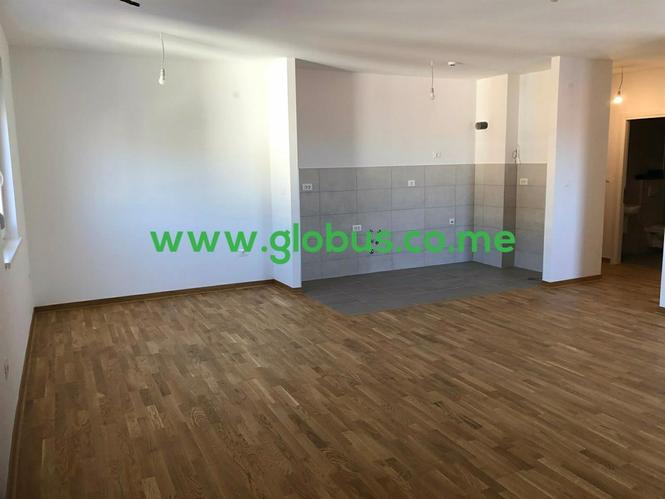 PRODAJA, TROSOBAN KOMFORAN CITY KEJ