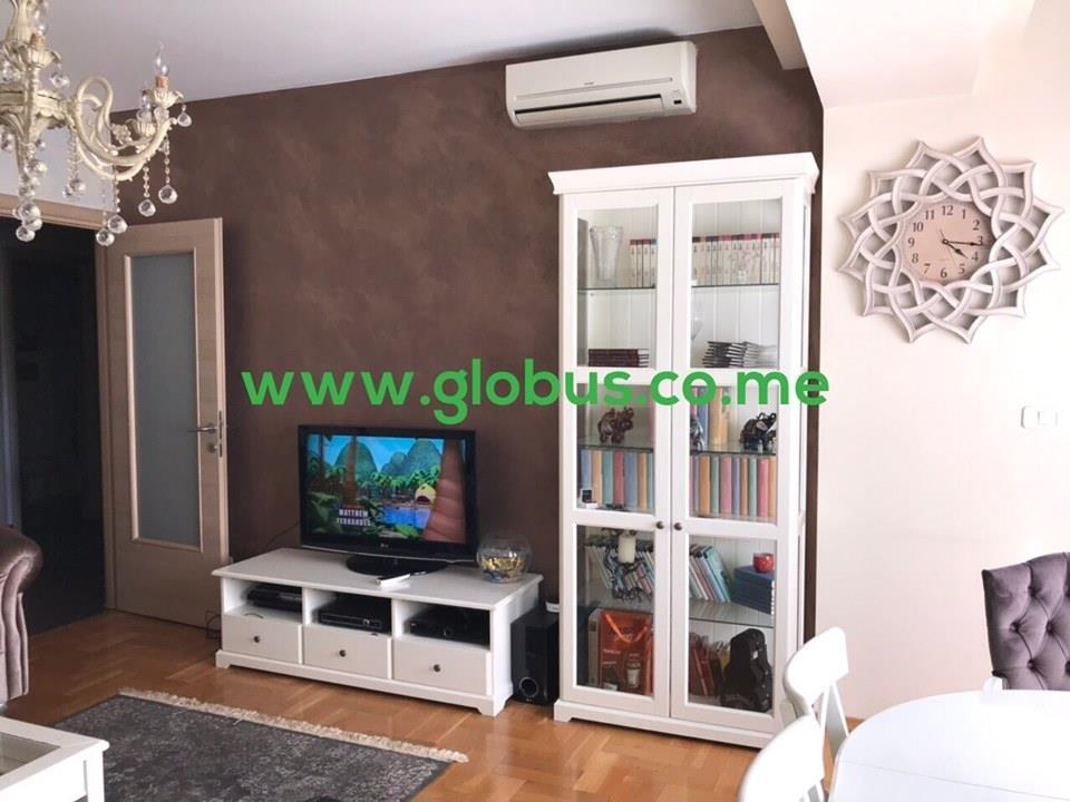 PRODAJA--TROSOBAN-BLOK-VI-ZGRADA--KROLING-