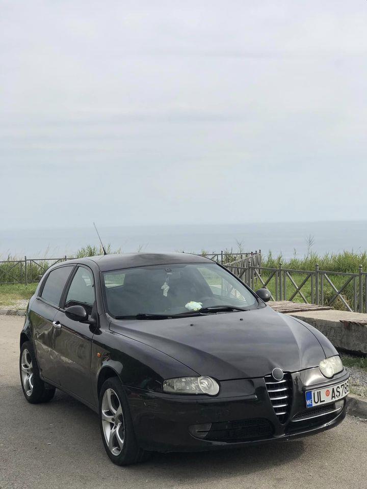 Alfa-Romeo-147