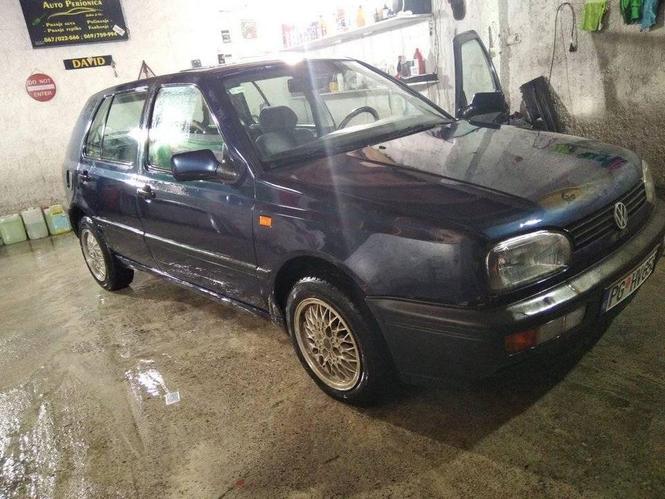 Golf 1.9 td 92god