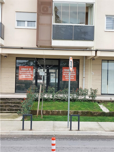 Izdajem poslovni prostor City kvart