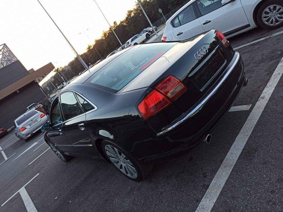 Audi-A8-4-2--2002godina--246kw