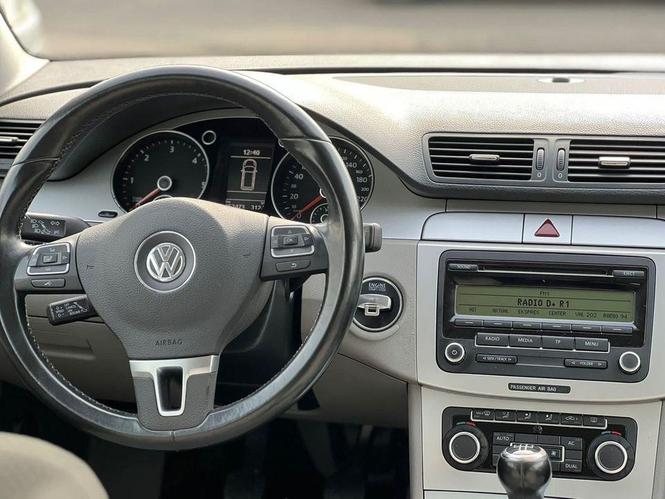 Pasat 6 2010 god 1,6 tdi 77 kw .068034304