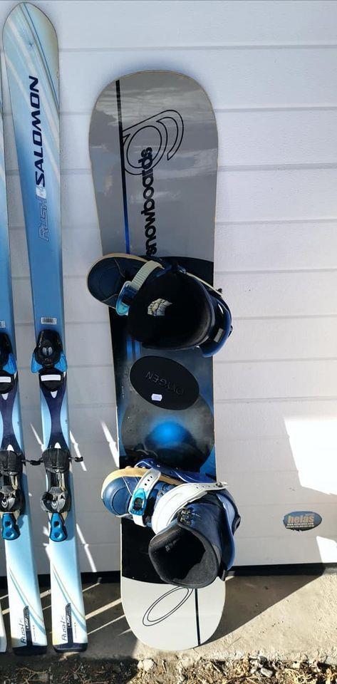 SNOWBOARD