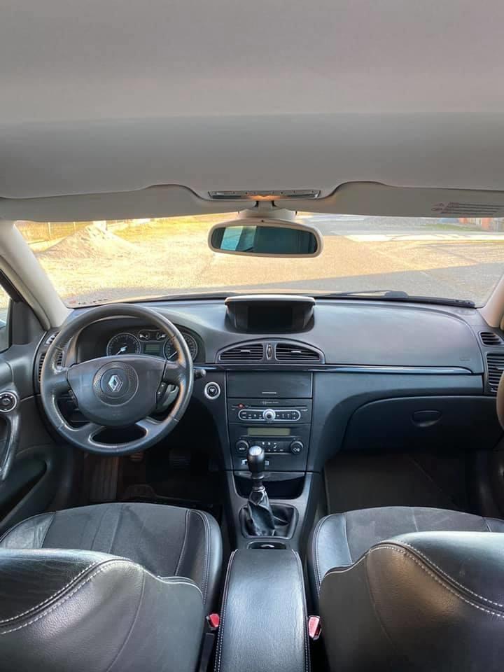 Renault-Laguna-2-0-DCI-2007-God-Karavan