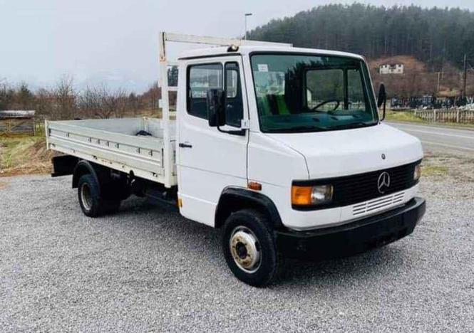 Mercedes Vario 714 D ima servo dupli tockovi extra stanje 06