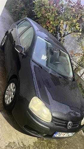 Prodaje se golf V
