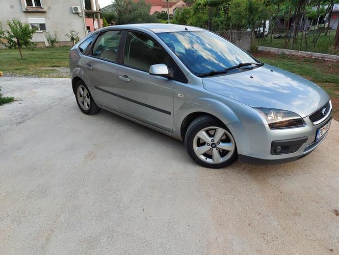Prodajem Ford Focus 2.0 TDCI 100kw