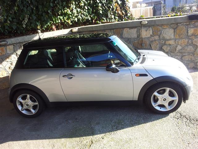 Mini Cooper 1.6 16v -02  