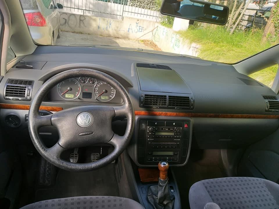 Volkswagen-Sharan