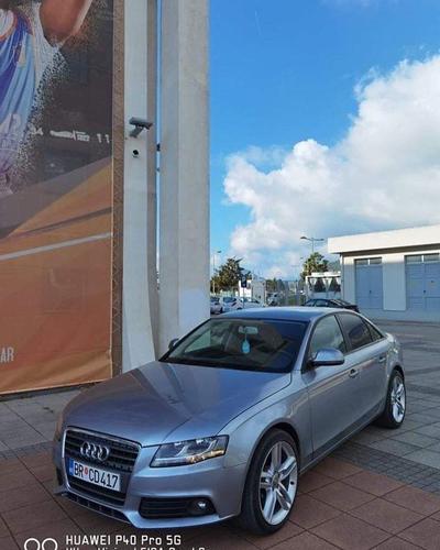 Audi A4 2.0tdi 105kw 2008godina,servisiran i reg 10.000e.  M