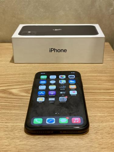 Prodajem Iphone 11 128gb