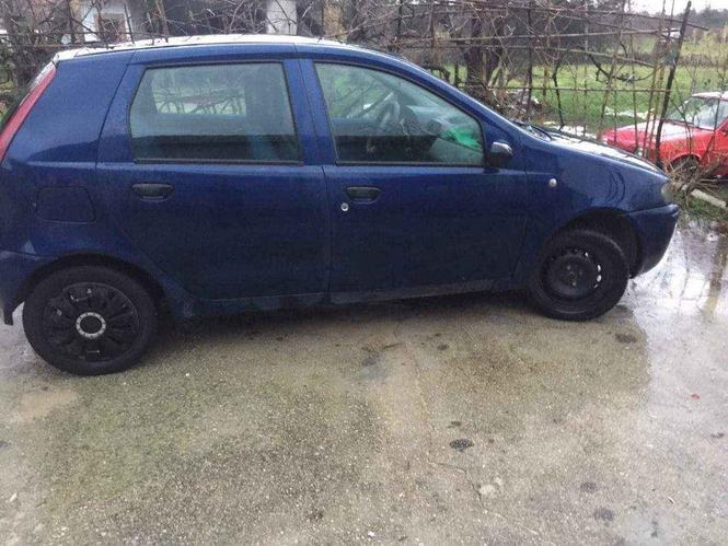 Punto 1.2b 2001 god reg 11mj