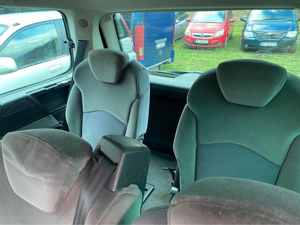 Citroen-C8-2-0-HDi-2004-god-7-sjedišta-registrovan-do-Maja-e