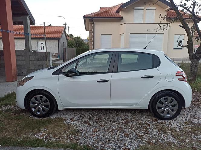 PEZO 208 1.4 HDI