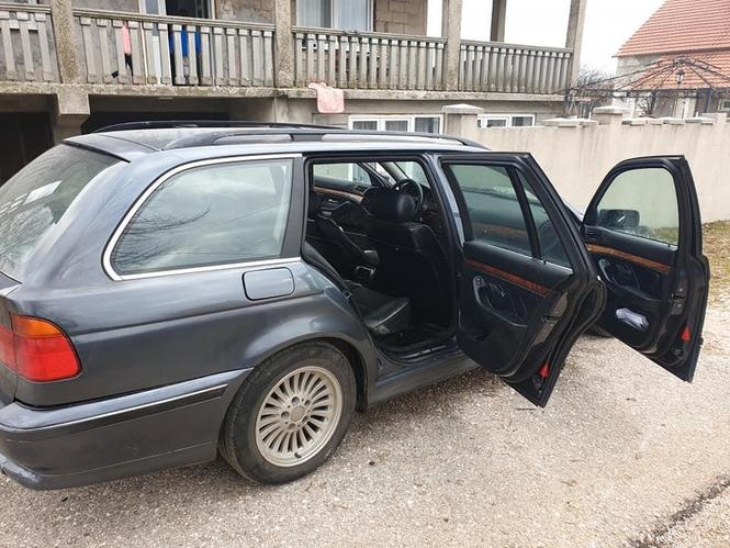 Prodajem bmw 525tds