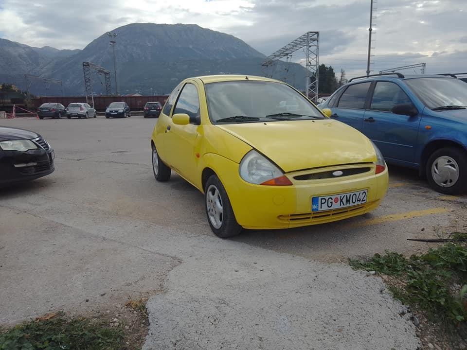 Prodajem-ford-ka-1-0b-2001-god