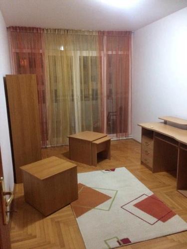 IZDAVANJE, DVOSOBAN NOV KOD HRAMA