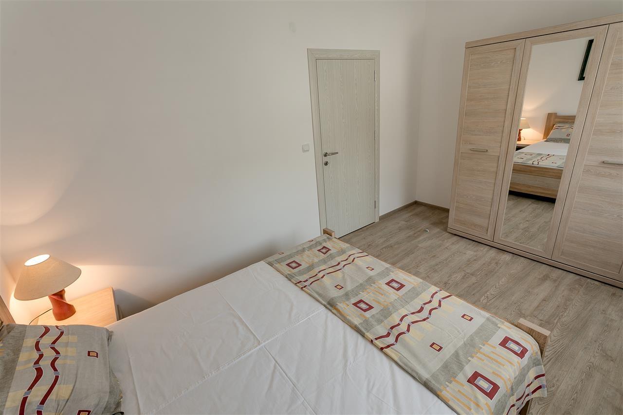 Izdavanje-apartmana-u-Meljinama