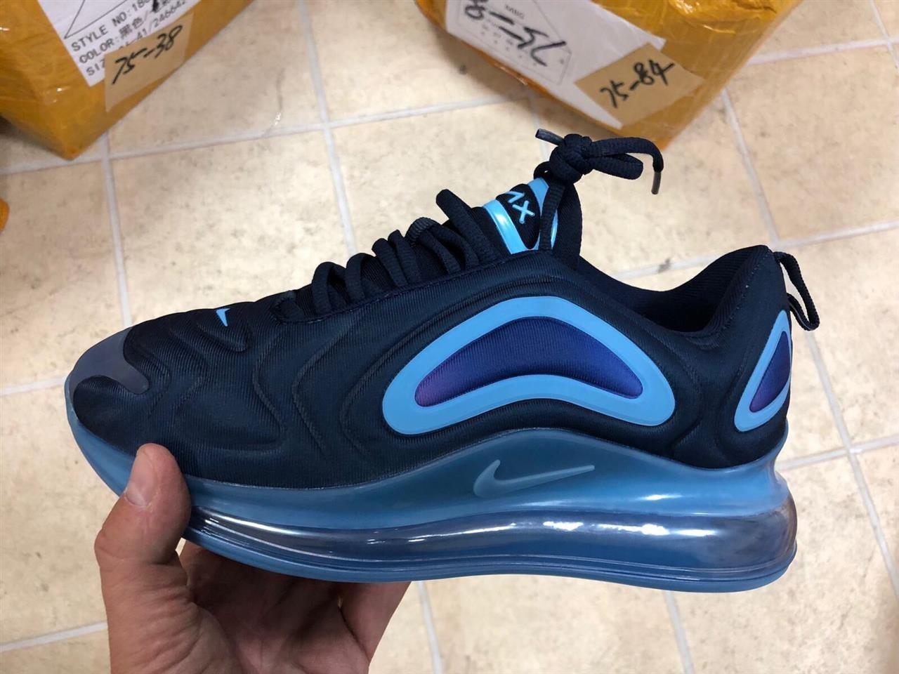 Nike-air-max-720-