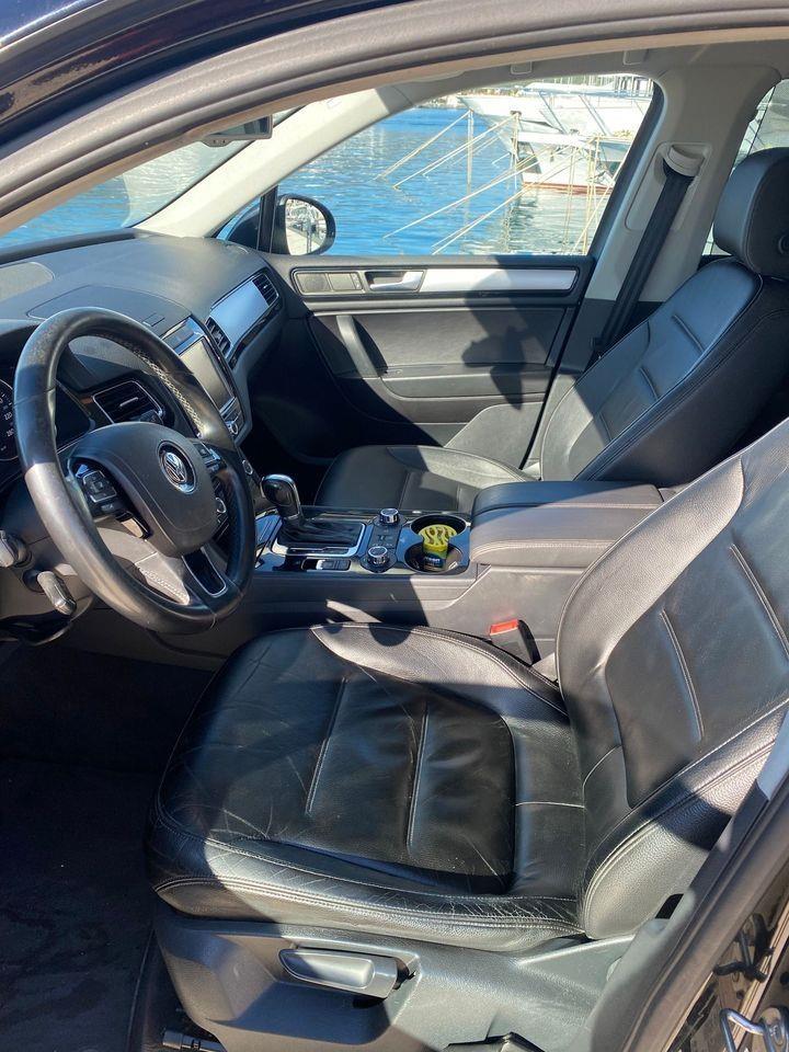 2012-Volkswagen-Touareg