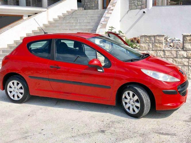Peugeot 207  1,6.hDi