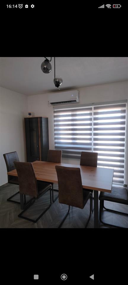Prodajem-kuću-u-blizini-spomenika-151m2